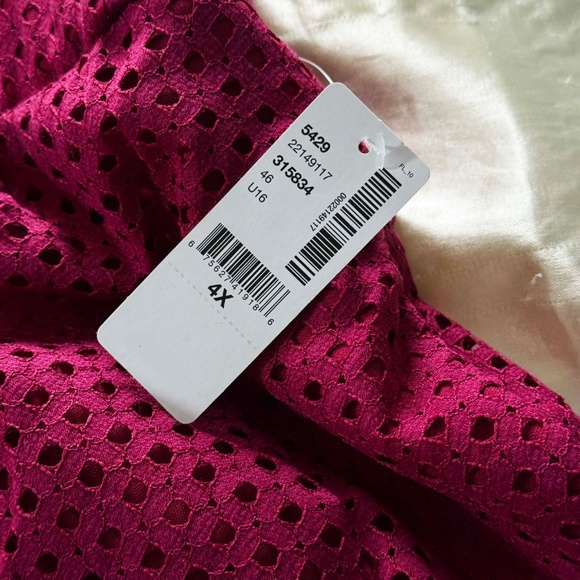 LACE SKIRT, ANEMONE (Wine), SIZE 4X, 24 INCH LENGTH, COTTON NYLON BLEND, POCKETS - Picture 7 of 9